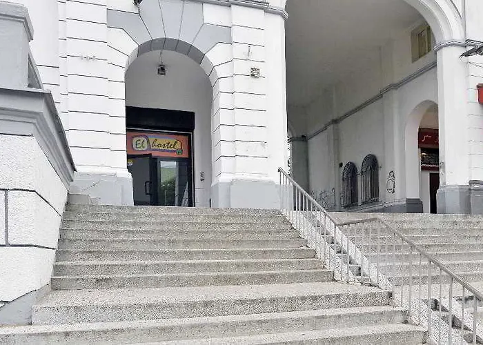 El Hostel