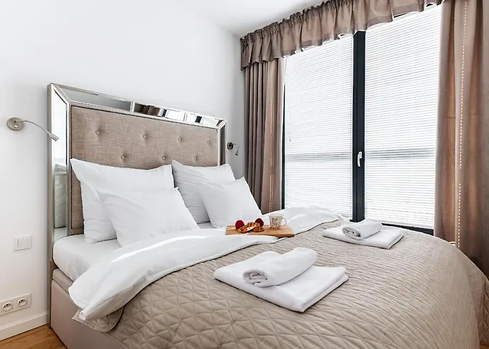 Airport Lirowa - P&O Serviced Apartments