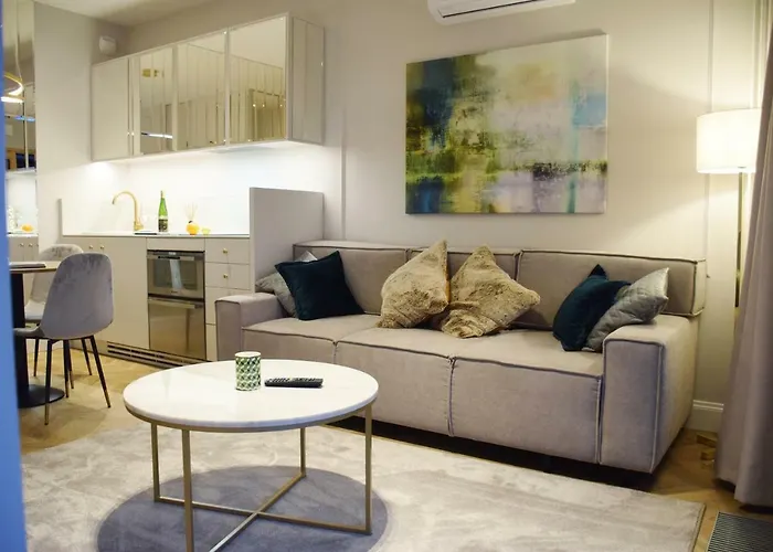 Mennica Residence Apartments By Renters Prestige
