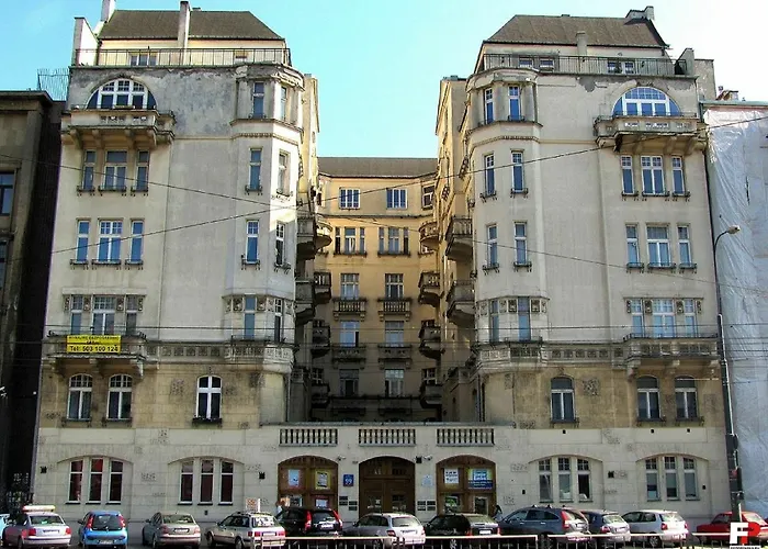 Art Nouveau Centre