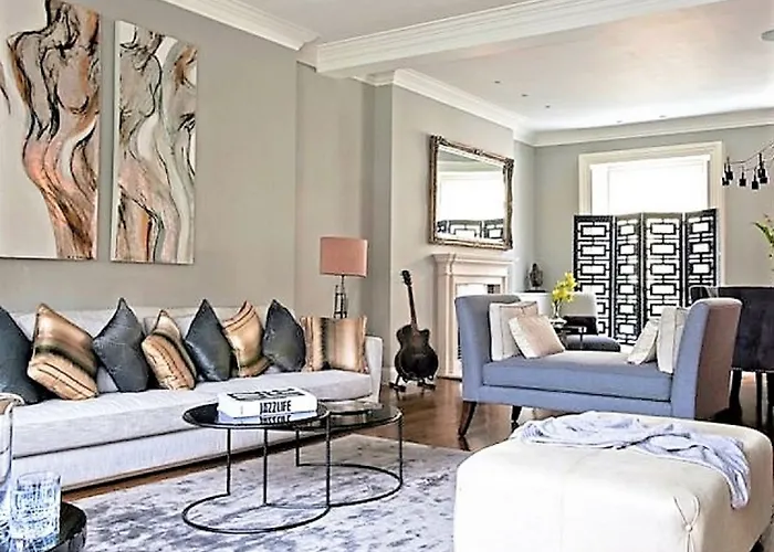 Luxury Collection Mondrian Market Square