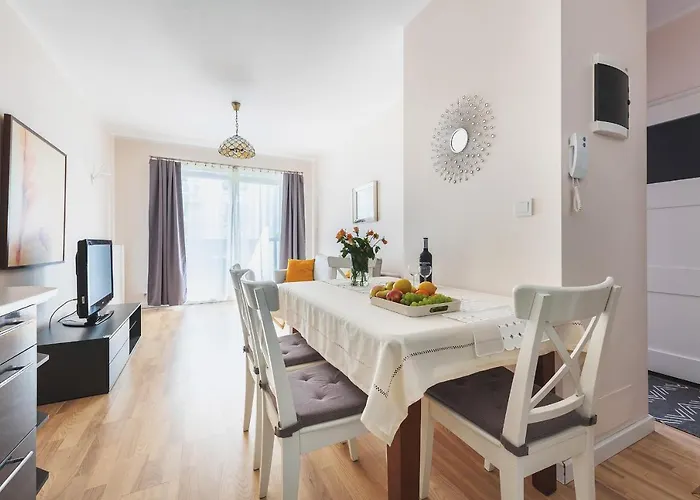 Lovely Warsaw Holiday Apartment