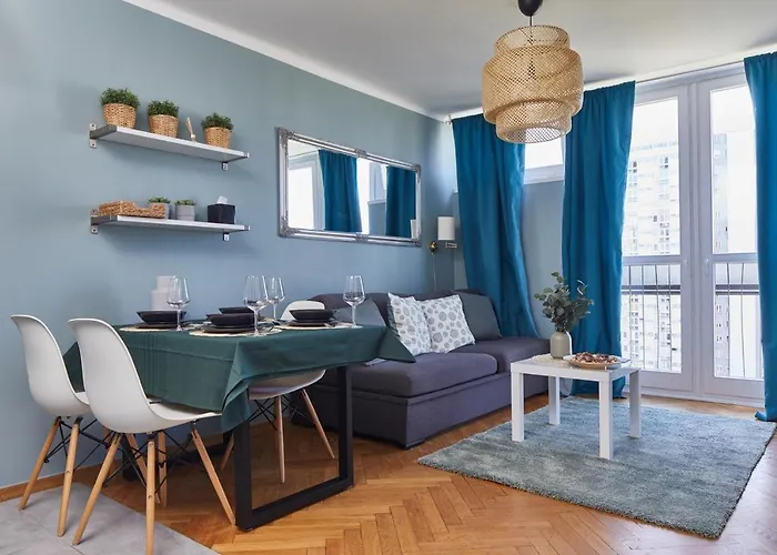 Park Mirowski Apartment
