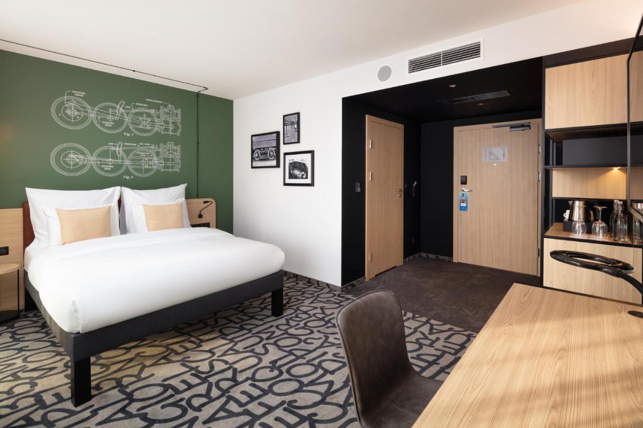 Mercure Ursus Station 4*