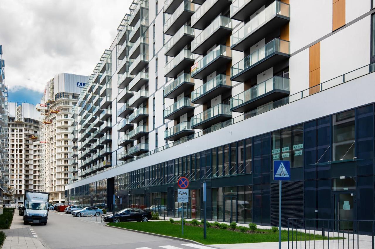 With Parking Business Center By Renters Apartment