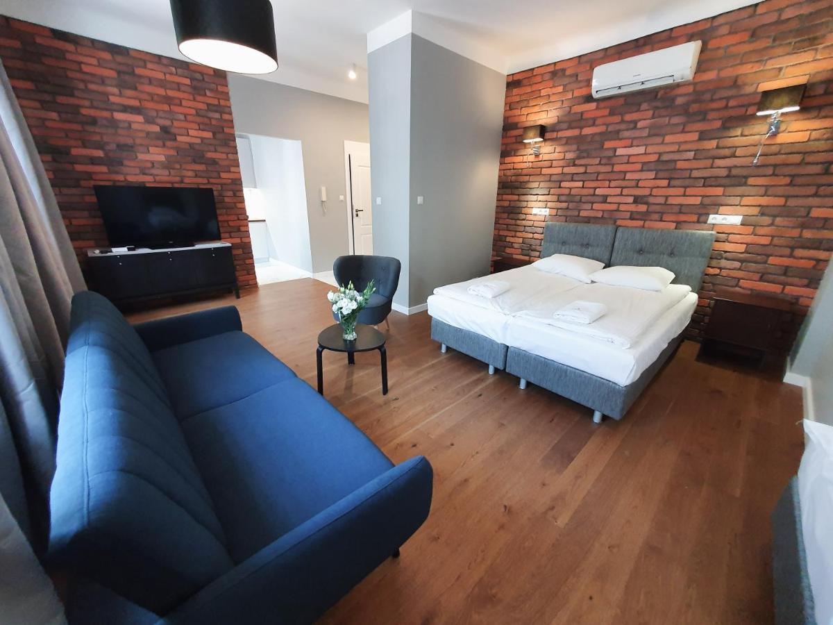 Royal Route Aparthotel 3*
