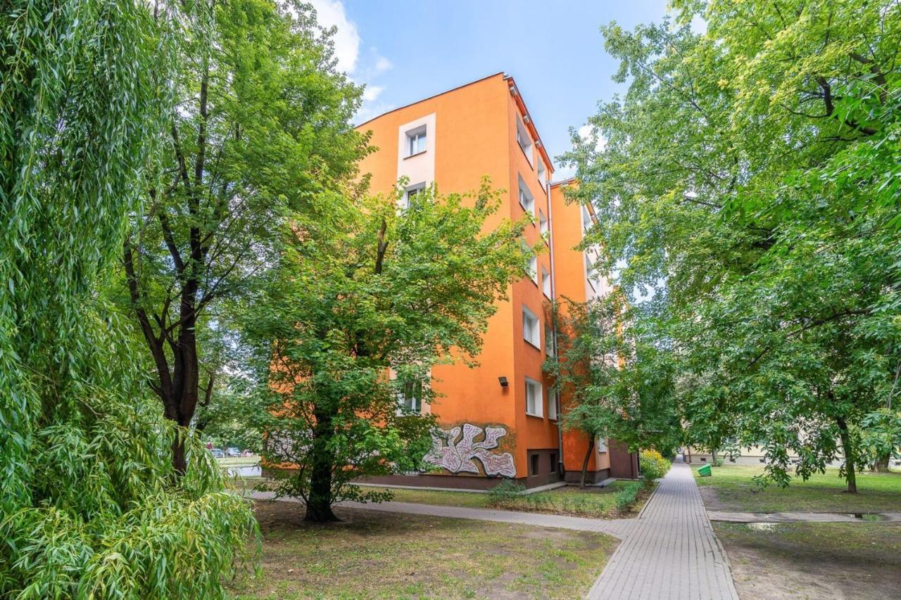 W Rent Like - Grojecka 115 *