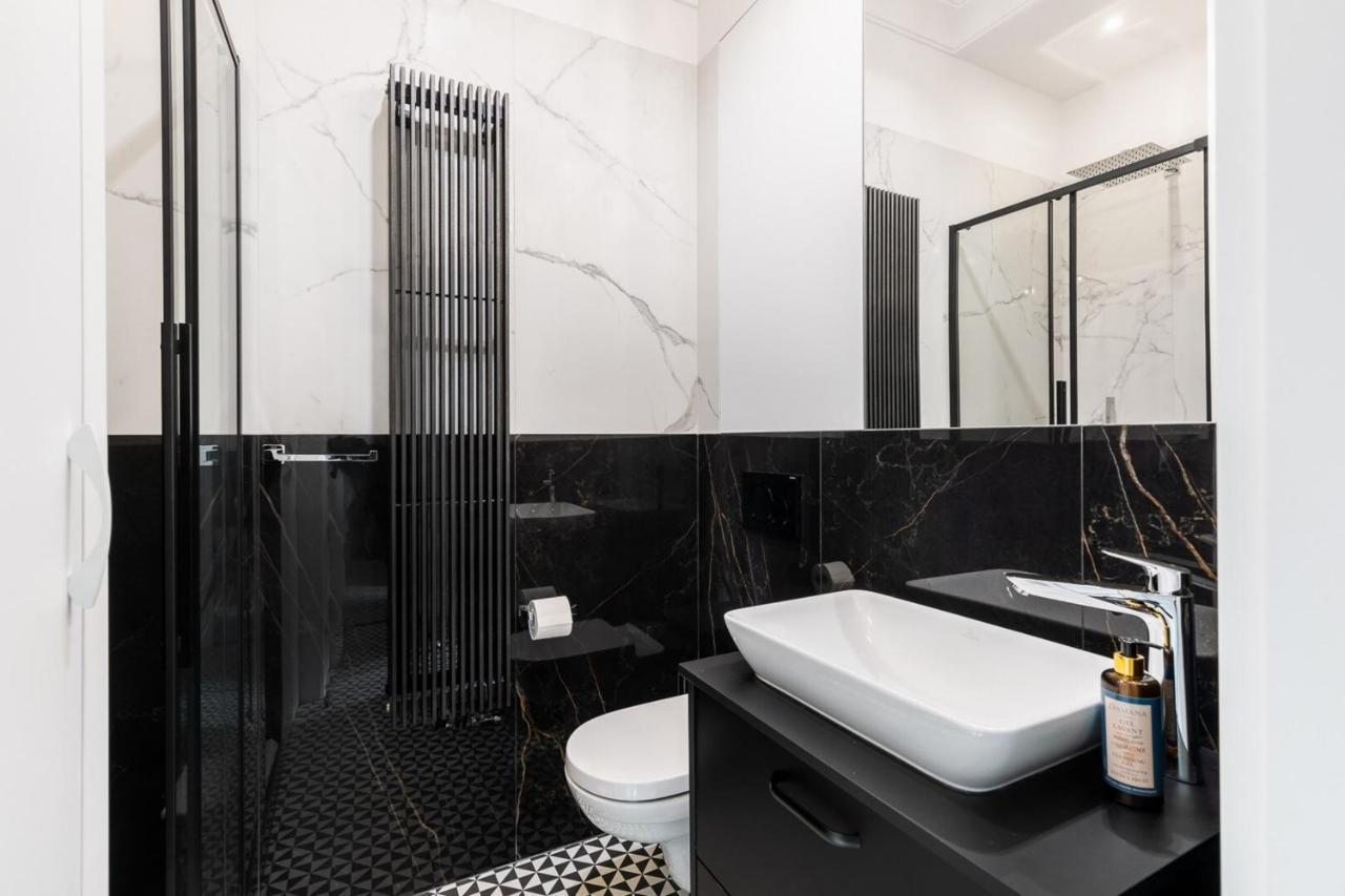 Apartment Nowiniarska 8 By Renters Warsaw