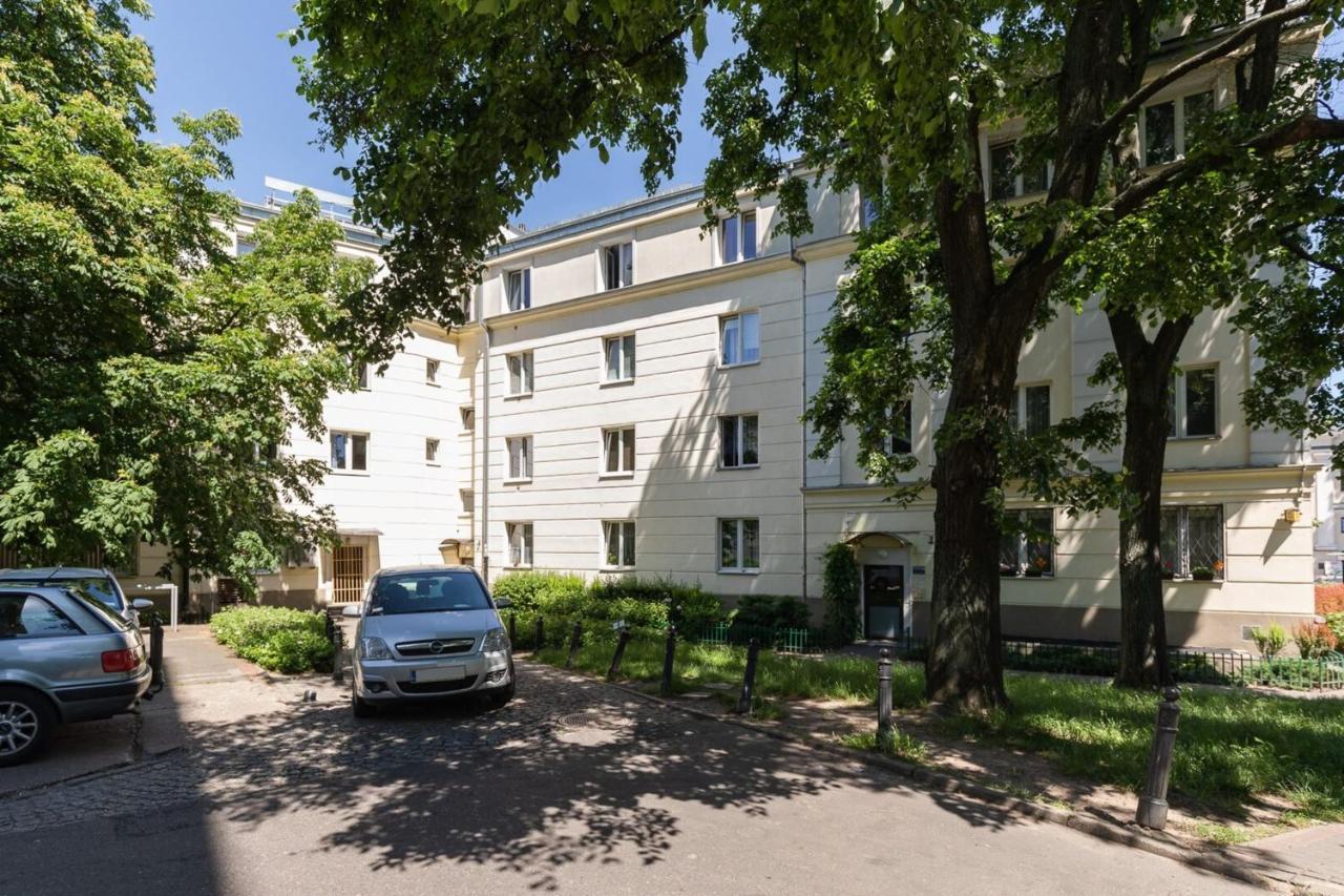 Rent Like - Bonifraterska 15 *