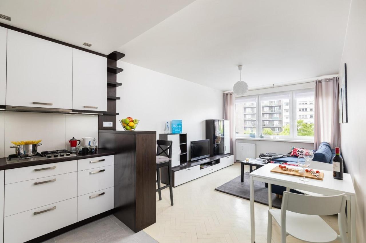 W Rent Like - Grojecka 19 25 * Warsaw