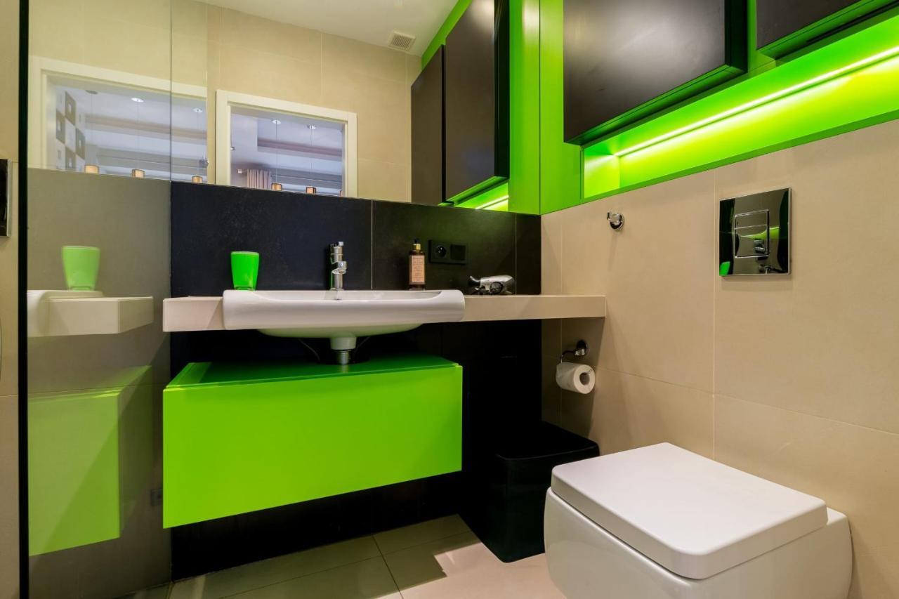 Rent Like - Aleja 3 Maja 2 Warszawa