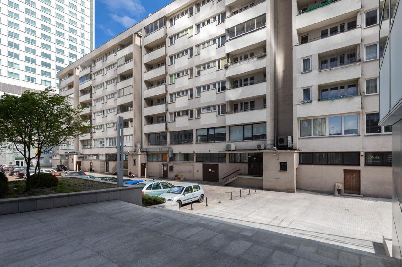 Rent Like - Emilii Plater 47 * Warsaw