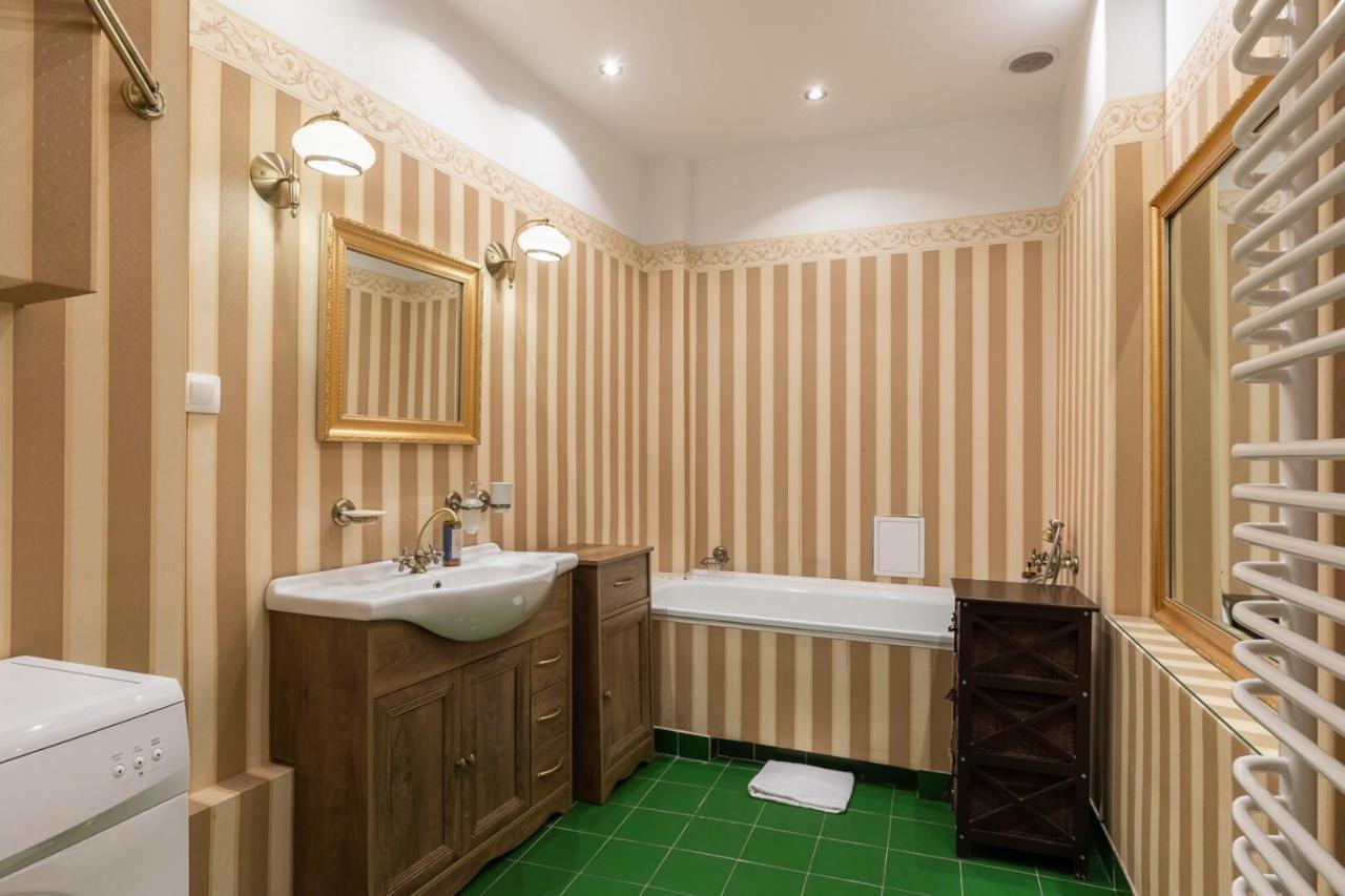 Căn hộ Rent Like - Aleje Ujazdowskie 18 Warsaw