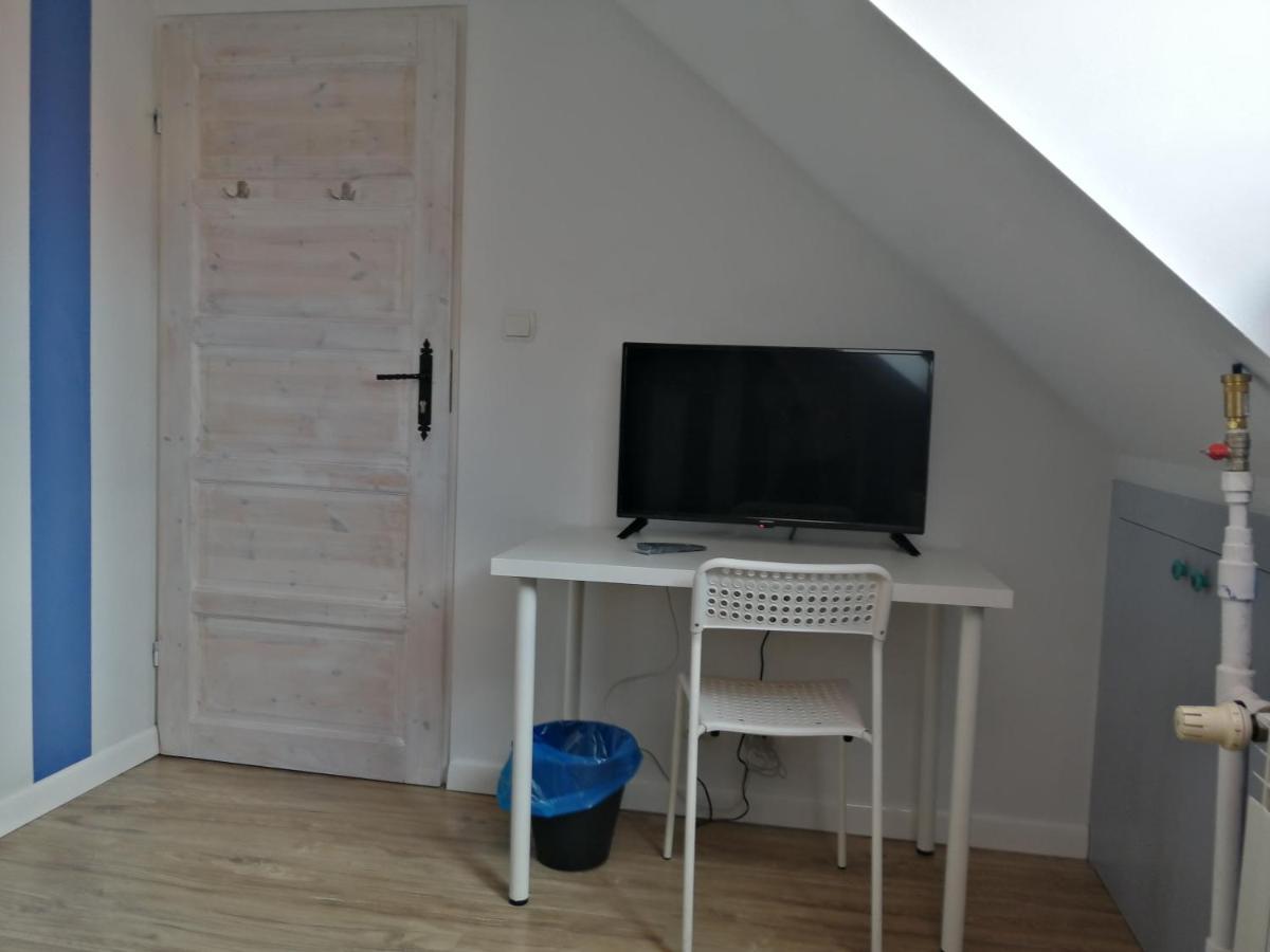 Homestay Gosciniec Filmowy - Prywatny Dom Rodzinny Warsaw