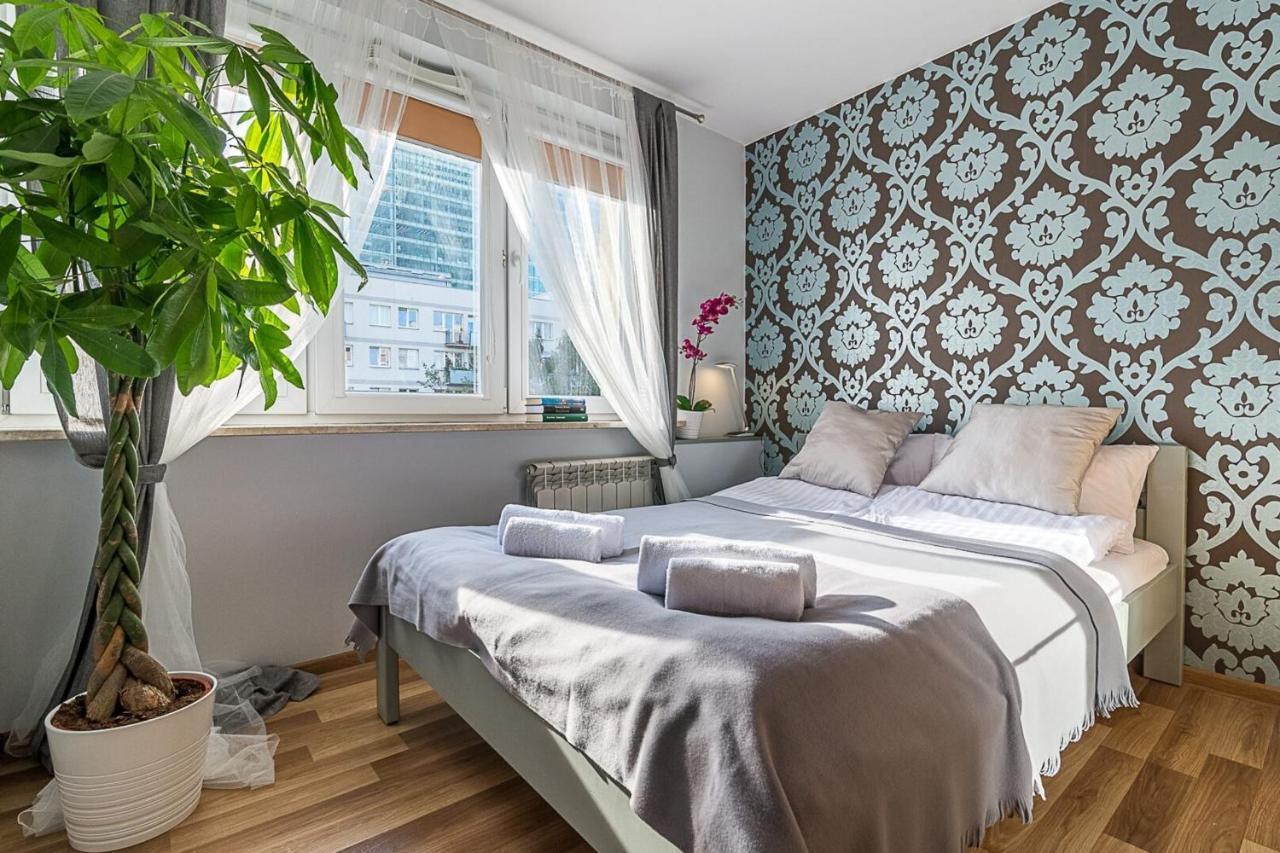 Panska 3 - With Balcony By Renters Apartment *