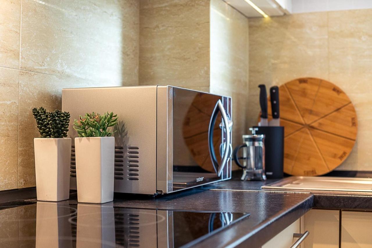 Panska 3 - With Balcony By Renters Apartment Warsaw