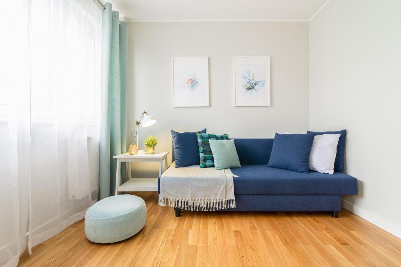 Rent Like - Złota 6 Warszawa