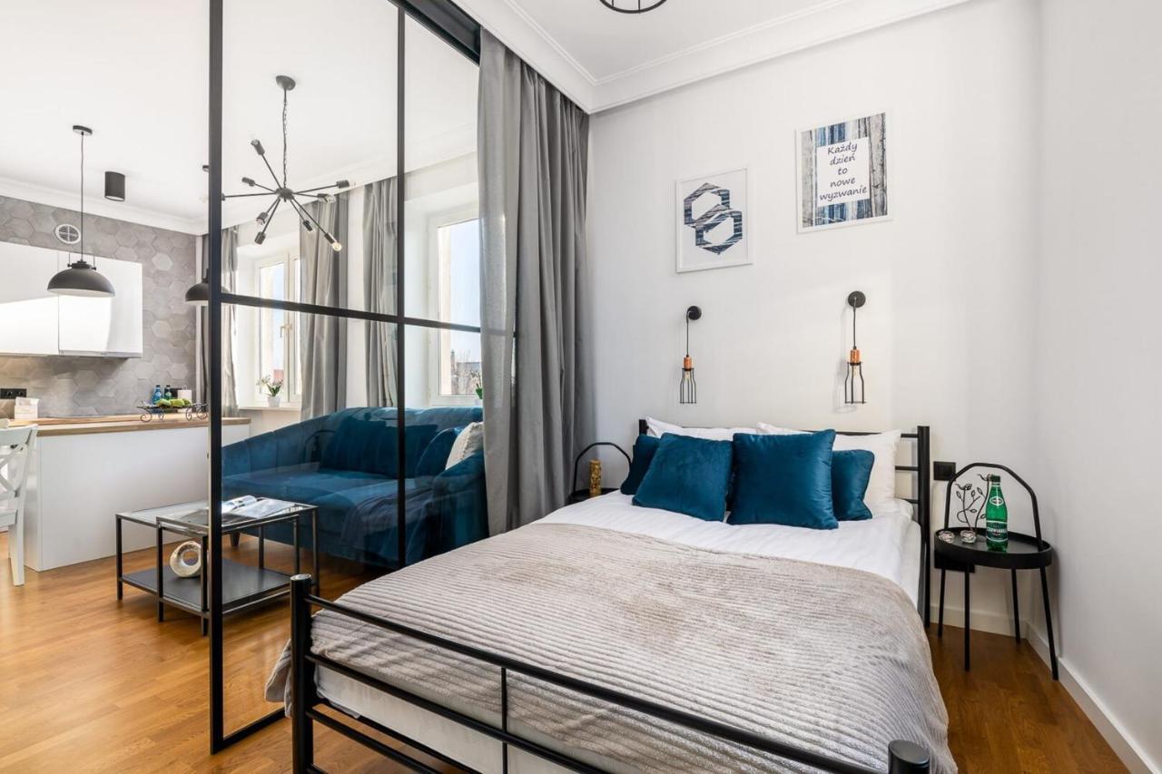 Nowiniarska 8 By Renters *