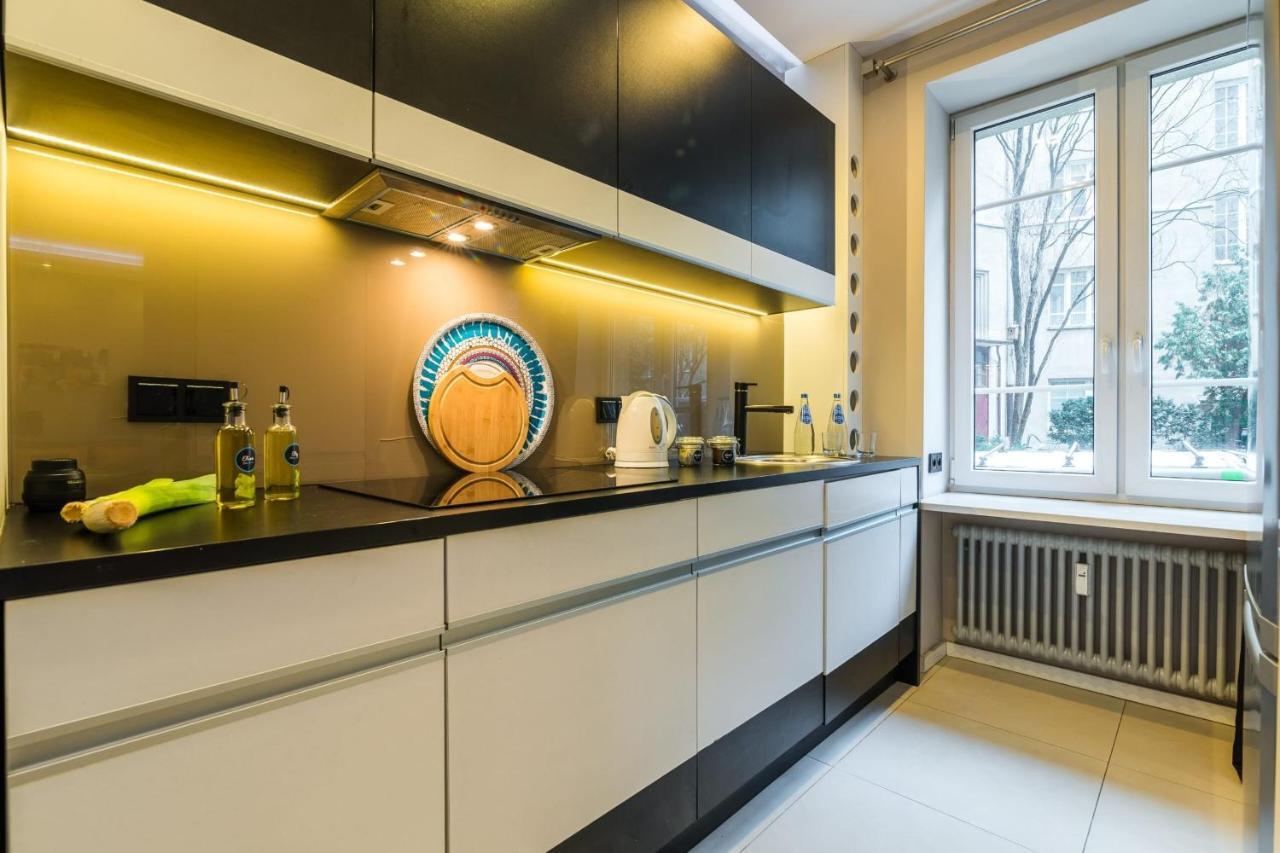Rent Like - Aleja 3 Maja 2 * Warszawa