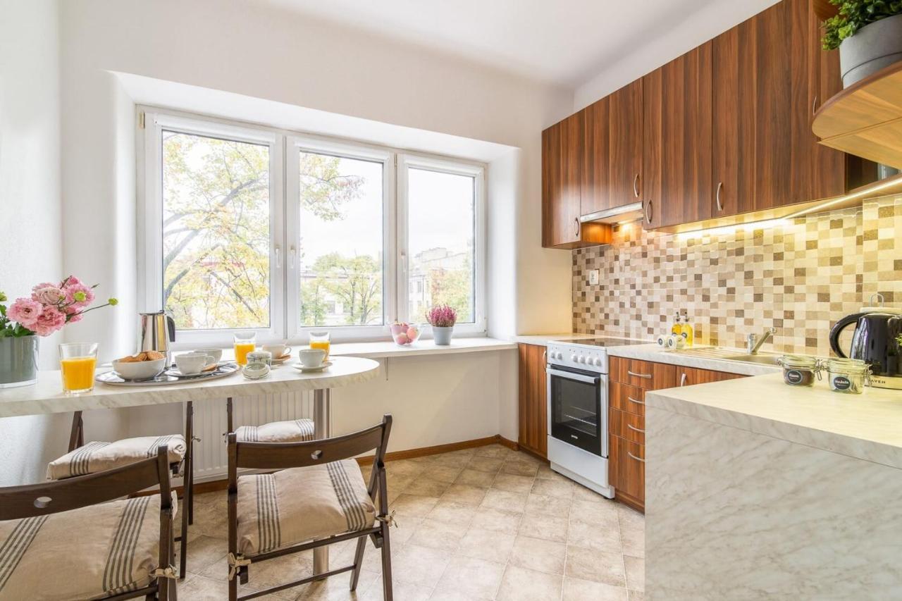 Rent Like - Aleja Niepodległości 157 Warszawa