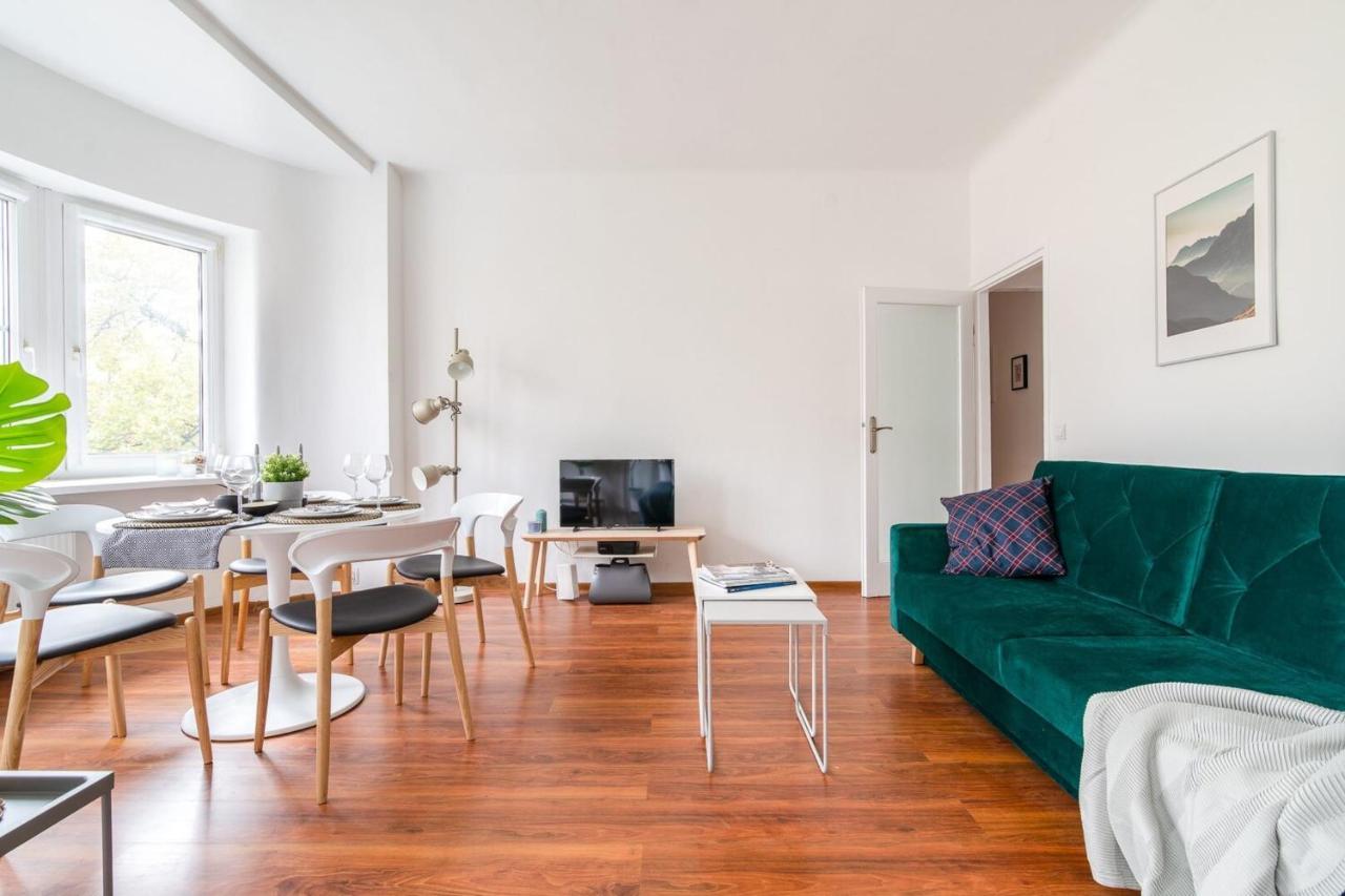 Rent Like - Aleja Niepodległości 157