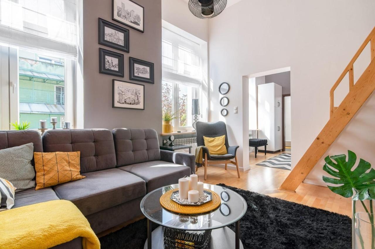 W Rent Like - Elektoralna 13a * Warsaw