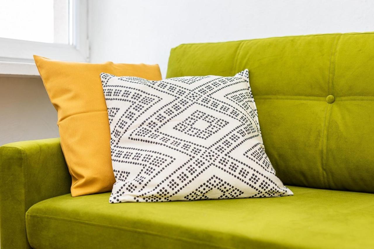 Rent Like - Emilii Plater 47 Warsaw