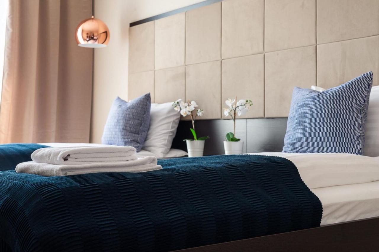 Apartamento Rent Like - Raclawicka 40 Varsóvia
