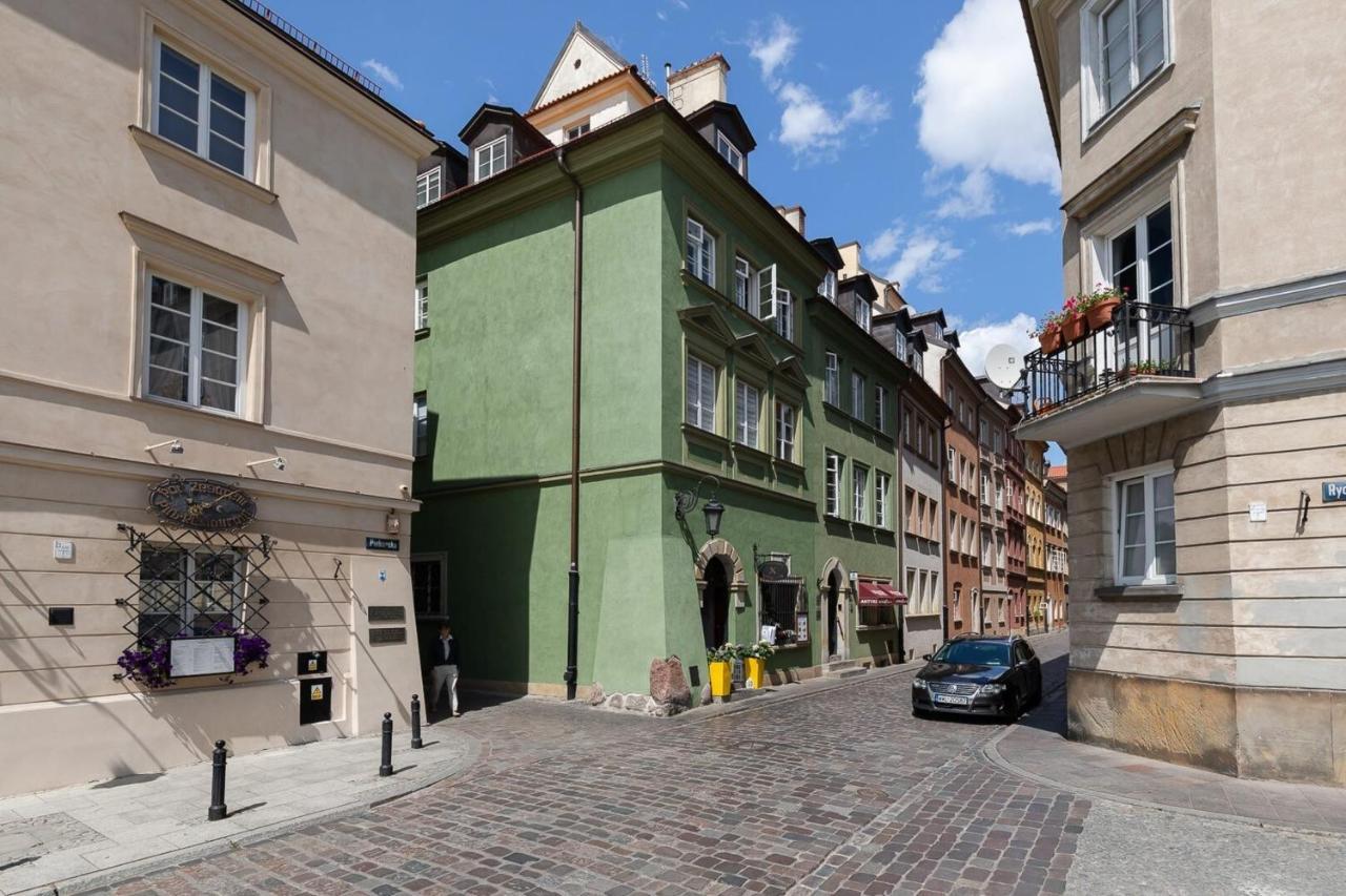 Rent Like - Piekarska 6 Warsaw