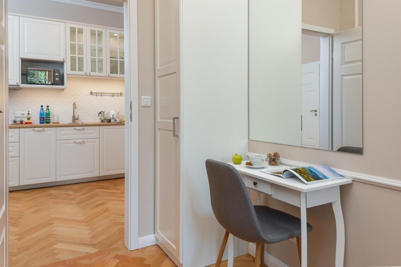 Rent Like - Piwna 17/19 Warsaw
