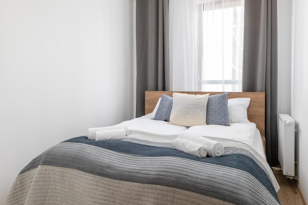 Rent Like - Grzybowska 85 Ii Apartment Warschau