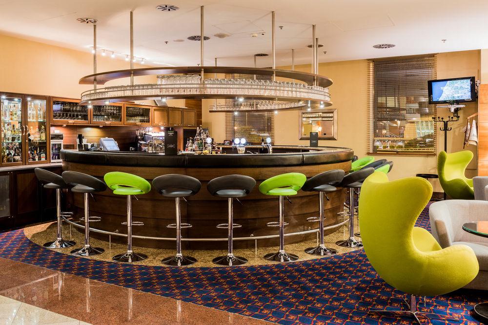 Hotel Courtyard By Marriott Airport 4*