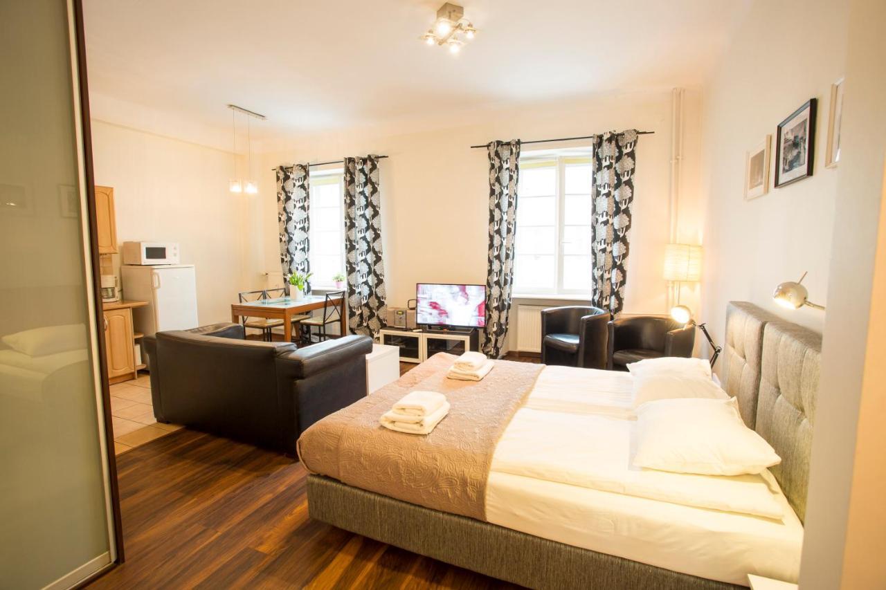 Royal Route Aparthotel