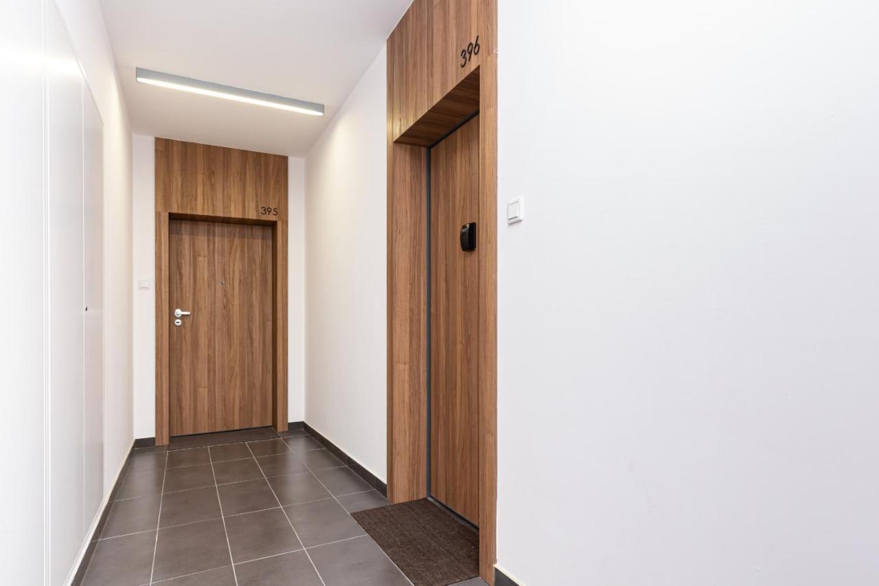 Kasprzaka By Renters Apartment *