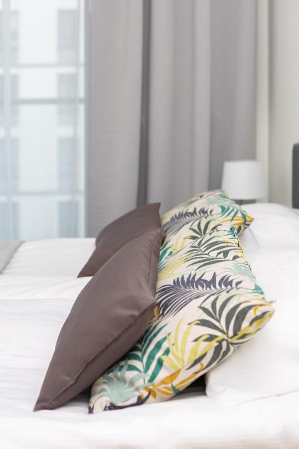 Căn hộ Kasprzaka By Renters Warsaw