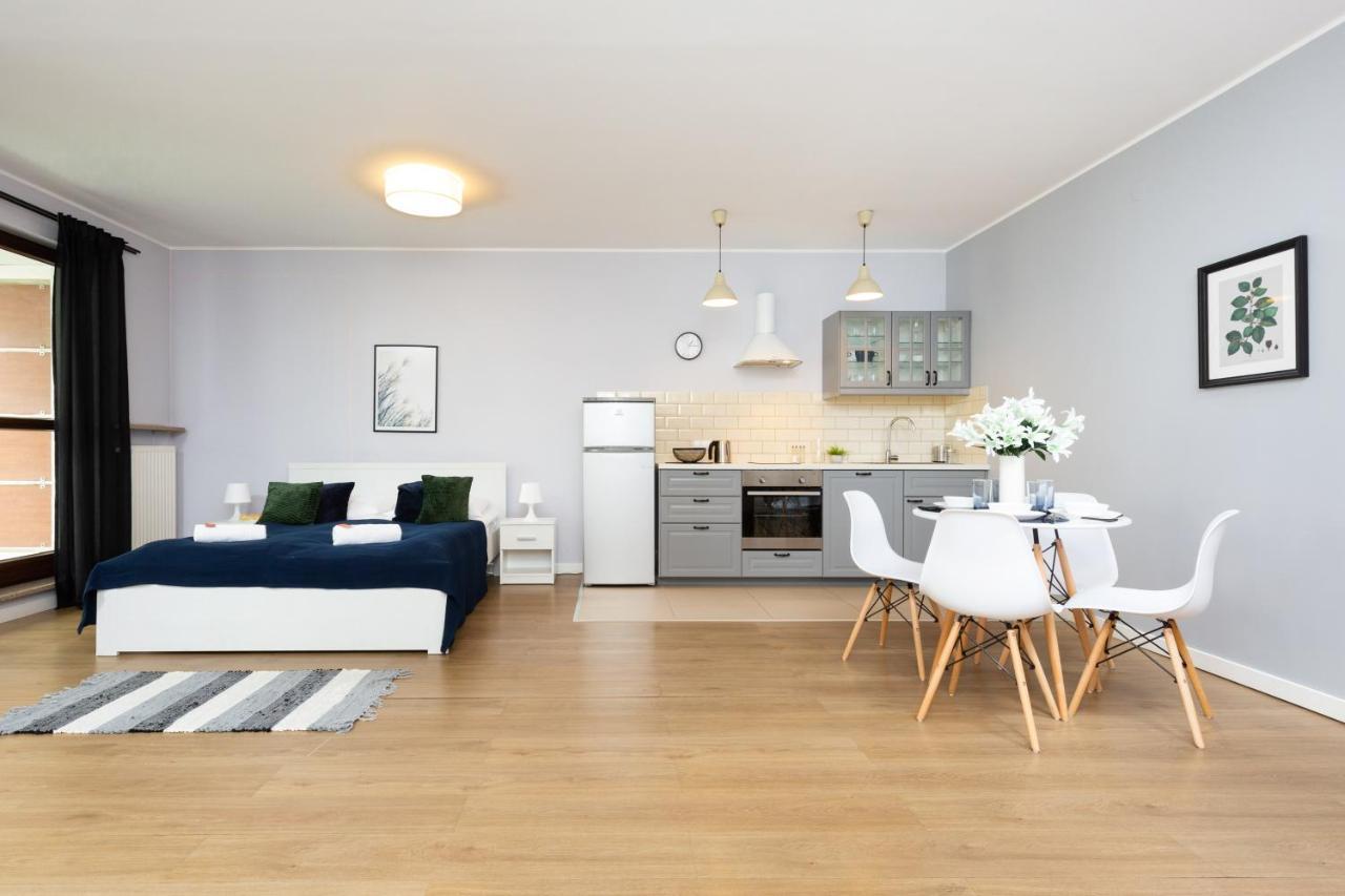 Bitwy Warszawskiej Apartment *