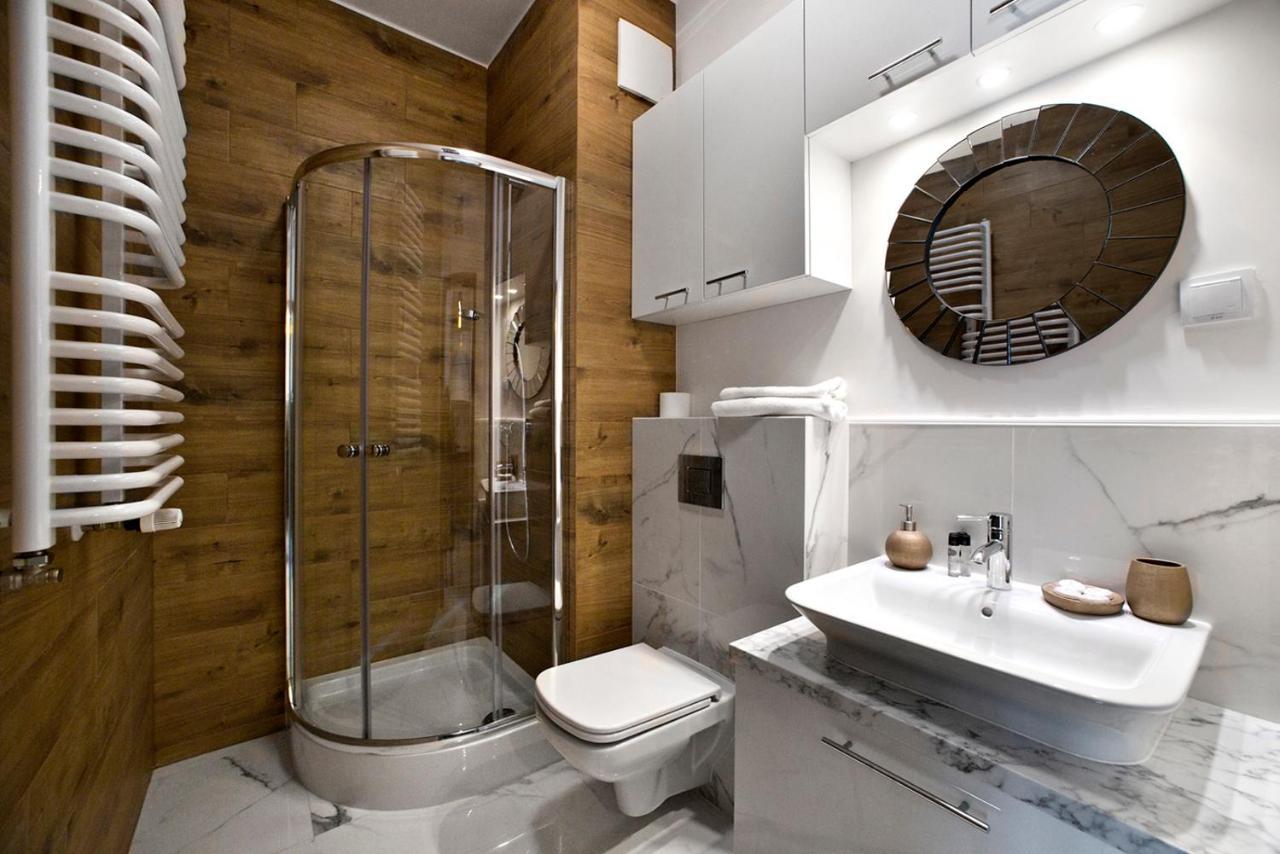Prymasa Tysiaclecia - P&o Serviced Apartment *