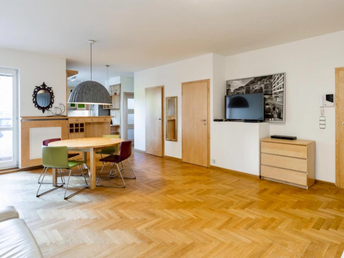 Silent Center Apartment *