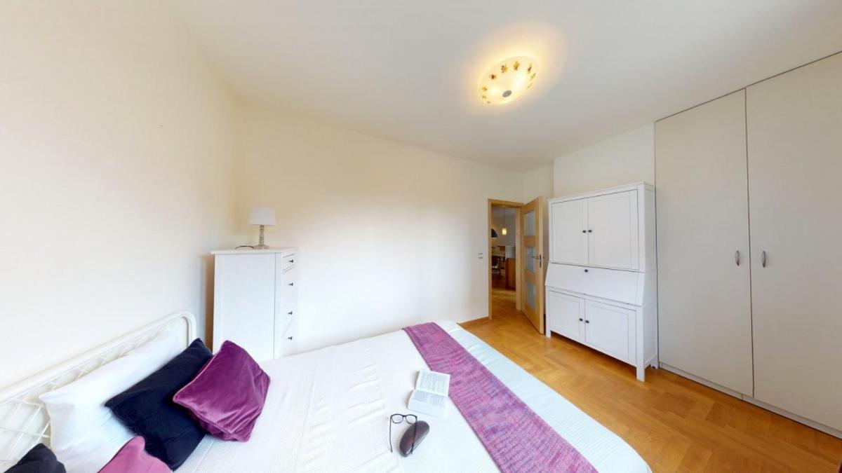 Apartment Silent Center