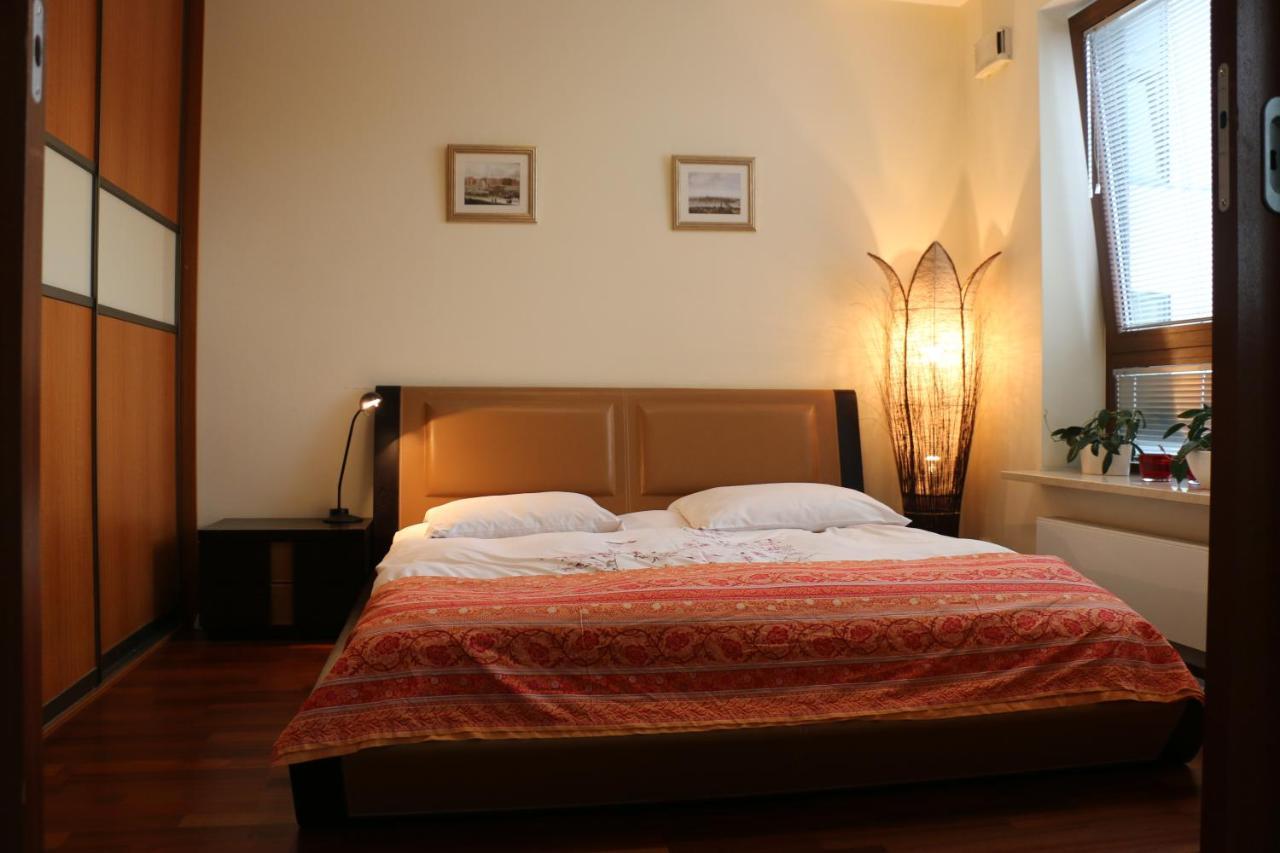Apartment Center - Atelier Warschau
