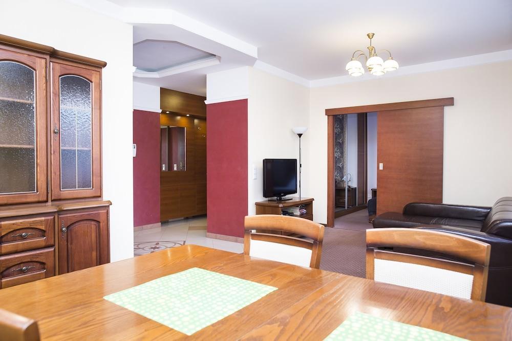 Aparthotel Exclusive 4*