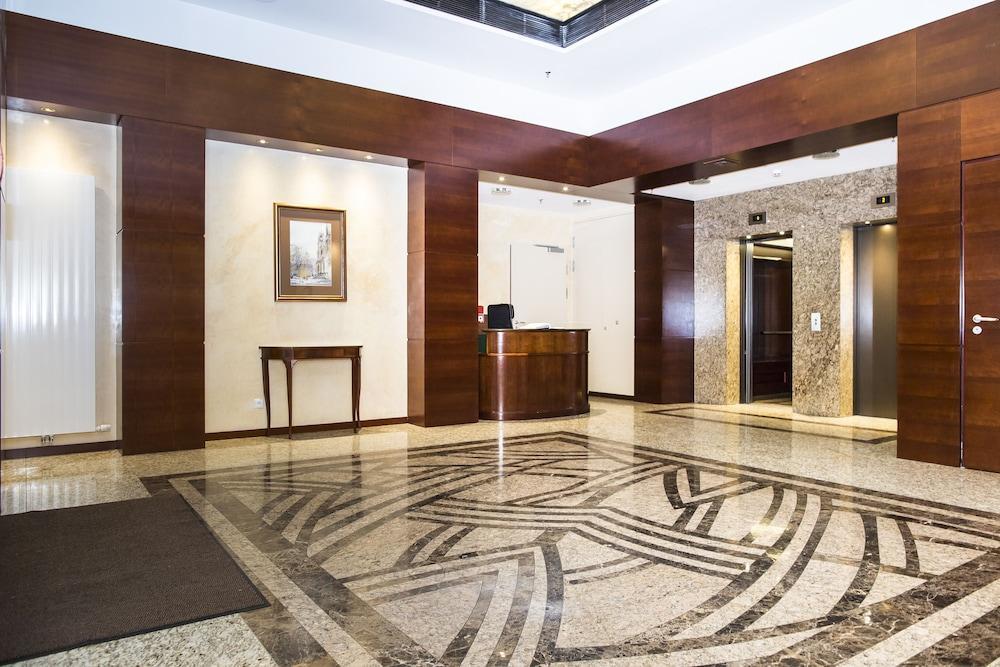 Aparthotel Exclusive 4*