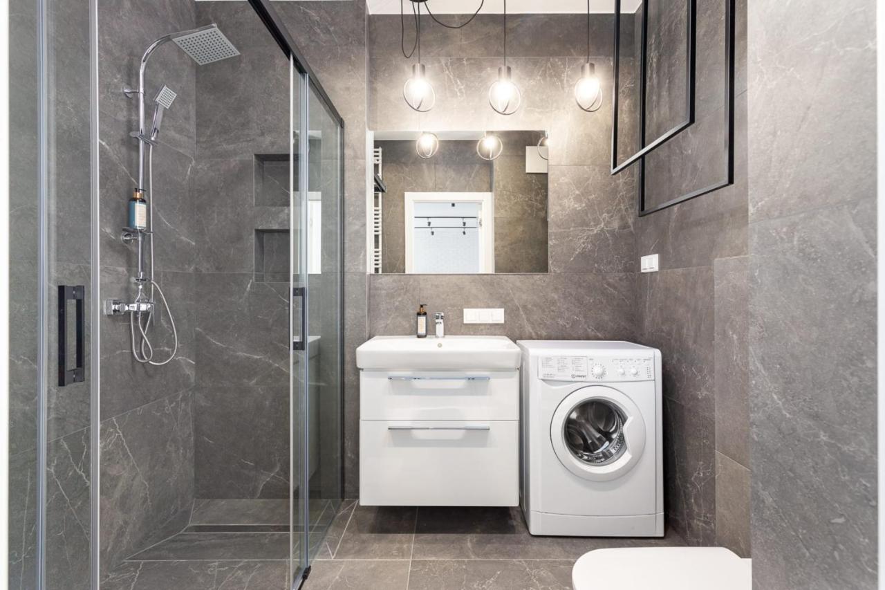 Grzybowska 85 P&o Serviced Apartment *
