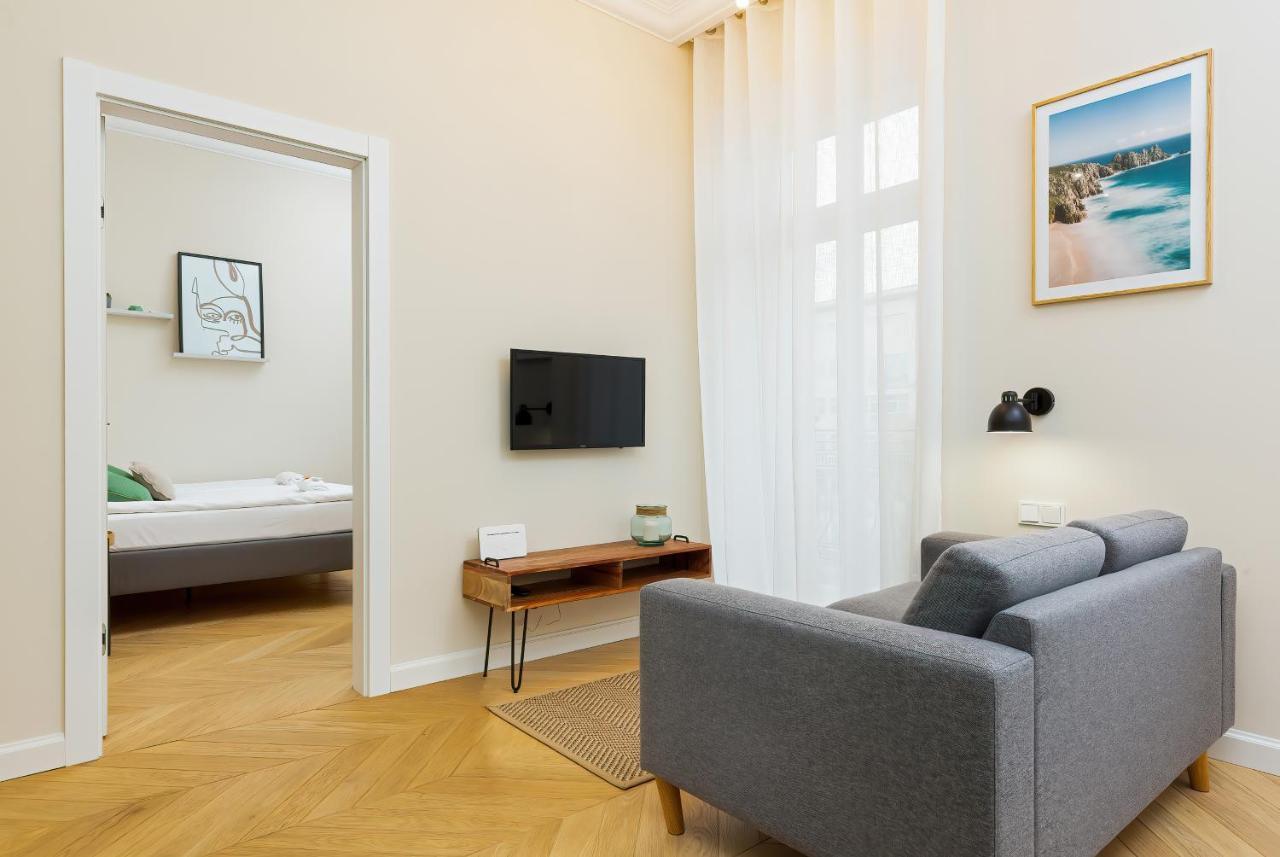 Căn hộ Targowa By Renters Warsaw