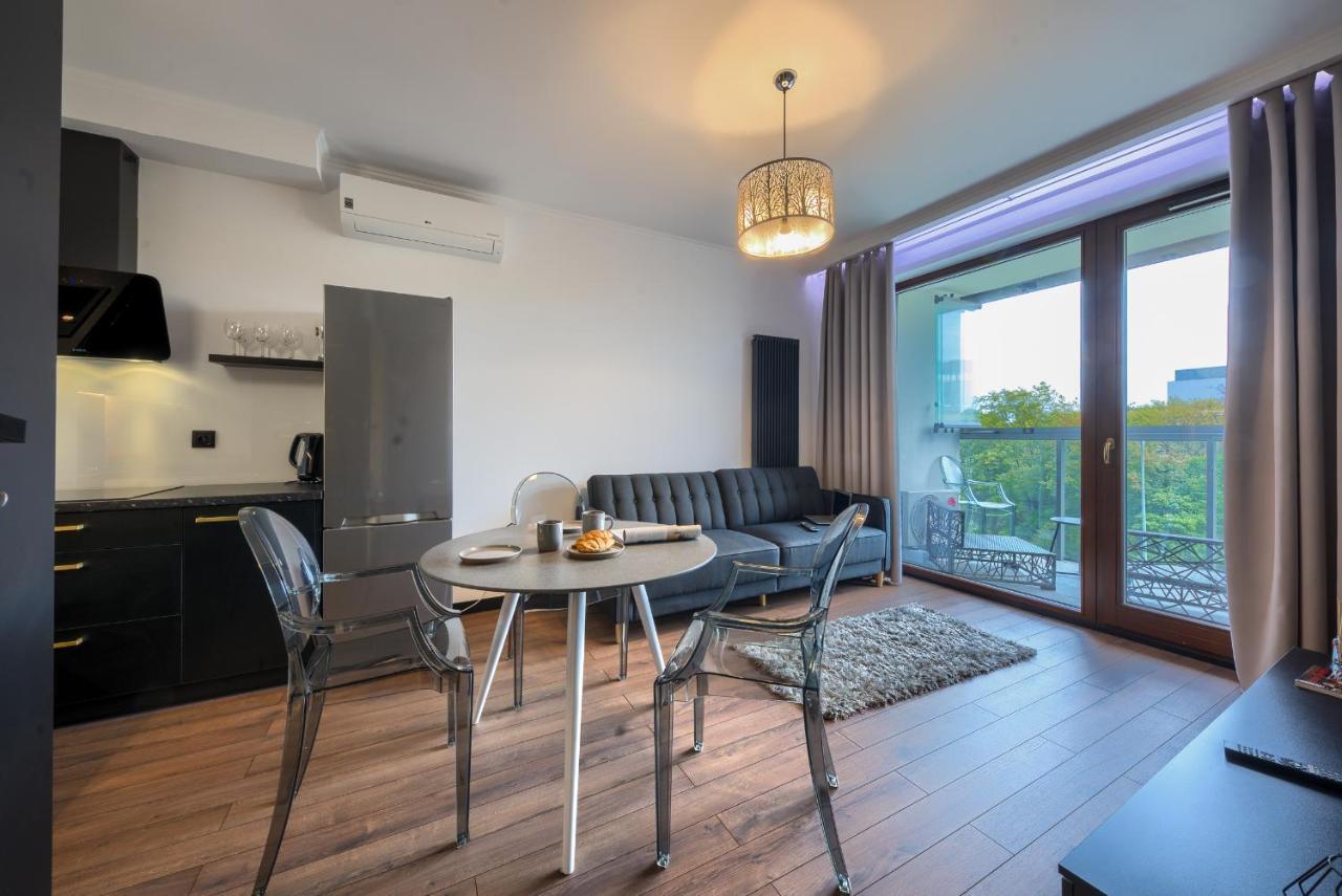 Apartment Kazou Service Przy Arkadii Warsaw
