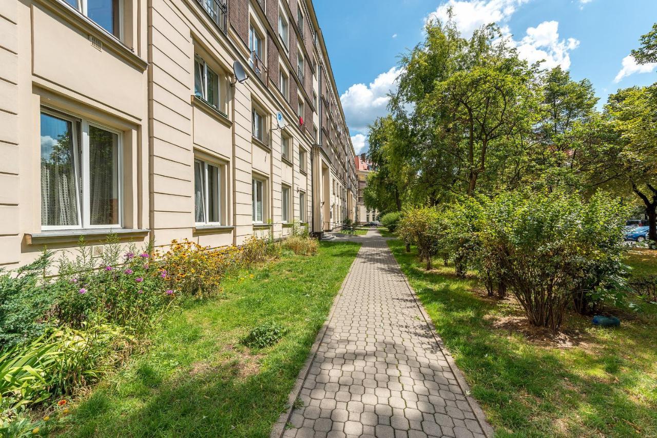 Zbawiciela Square P&o Serviced Apartment *
