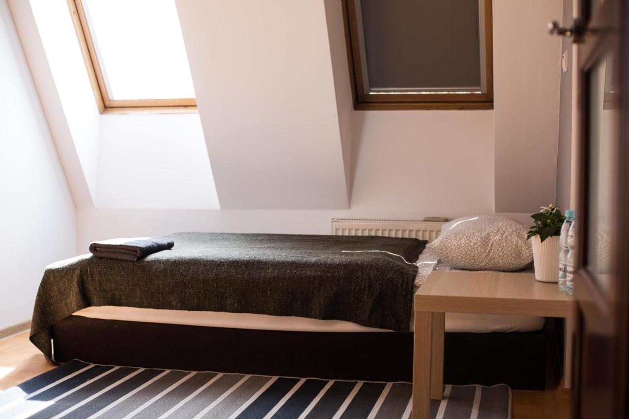 V Inn Warsaw