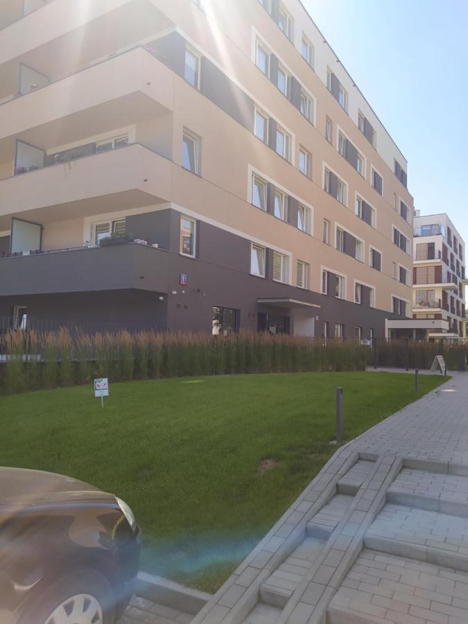 Silver Apartment *