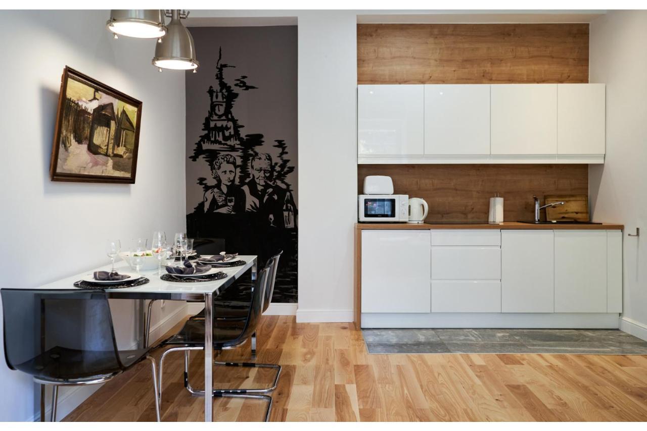 Apartment Kredytowa Warsaw