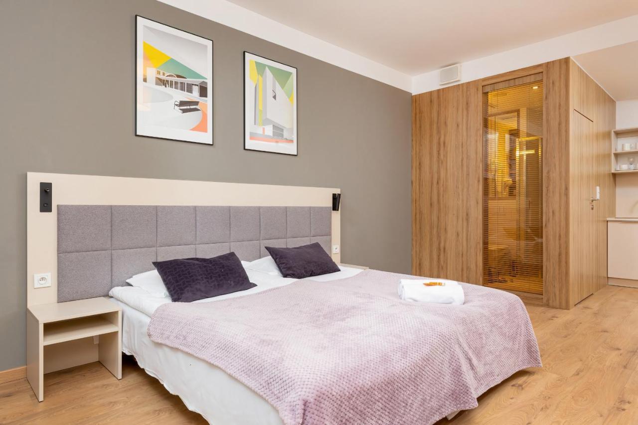 Apartment Wolska With Parking By Renters